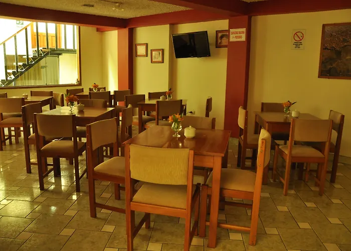 Aticos With Coworking Acomodação com café da manhã 