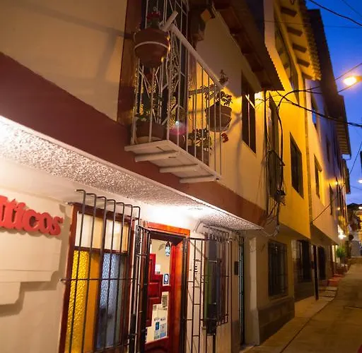 Aticos With Coworking Acomodação com café da manhã  3*